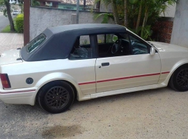 A.Z. Estofados em Criciúma, SC. Estofaria em Criciúma, SC. Restauração e personalização de carros antigos e capotas.